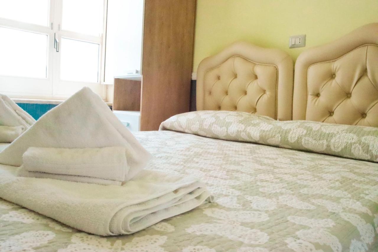 Olimpo Degli Dei Bed & Breakfast Naples Luaran gambar